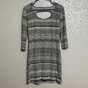 Trixxi Mini Dress Gray White Geometric‎ Print Sheath 3/4 Sleeve Cutout Back XL